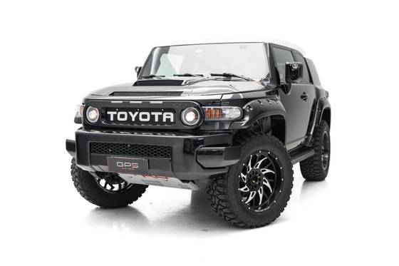 TOYOTA FJ CRUISER 4.0 4X4 V6 24V GASOLINA 4P AUTOMÁTICO TOYOTA FJ CRUISER 4.0 4X4 V6 24V GASOLINA 4P AUTOMÁTICO
